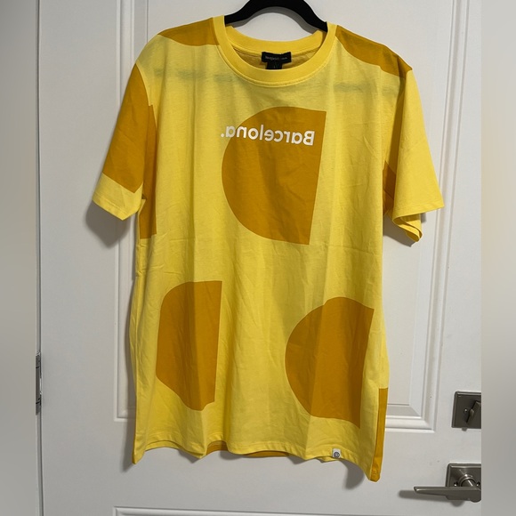 NWT - Desigual Adult Barcelona Monogram Short Sleeve T Shirt - Men L / Women XL - Picture 1 of 11
